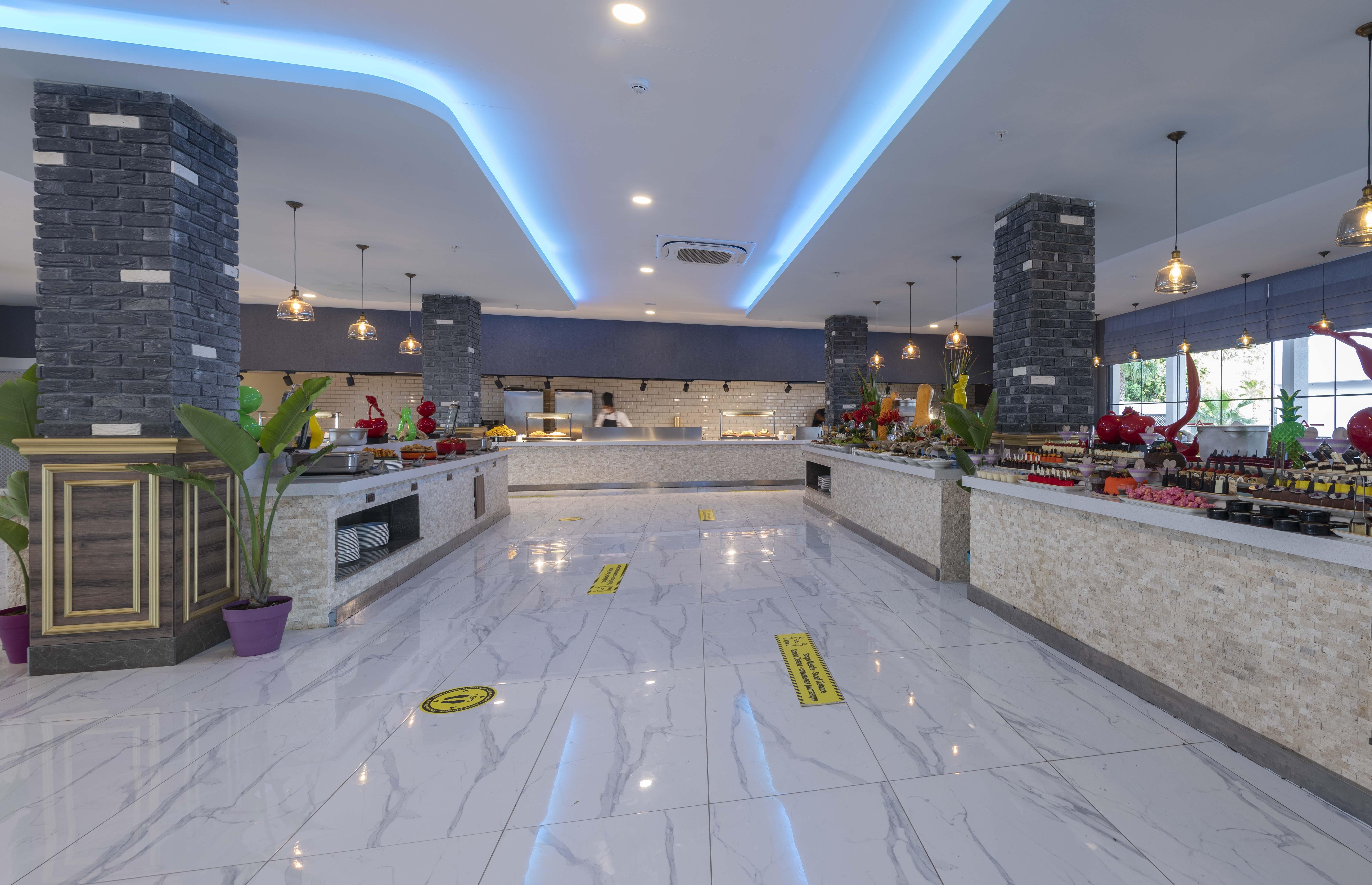 Royal Towers Lara Hotel Antalya Eksteriør billede